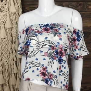 TeenBell | Off Shoulder Blouse Floral‎ Pattern